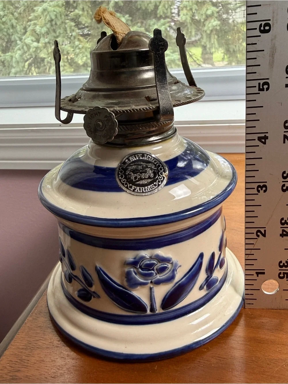 Vintage Lamplight Farms Floral Blue/White Ceramic Base Oil Lamp Prairie Coastal